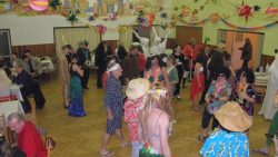 Maškarní ples pro dospělé